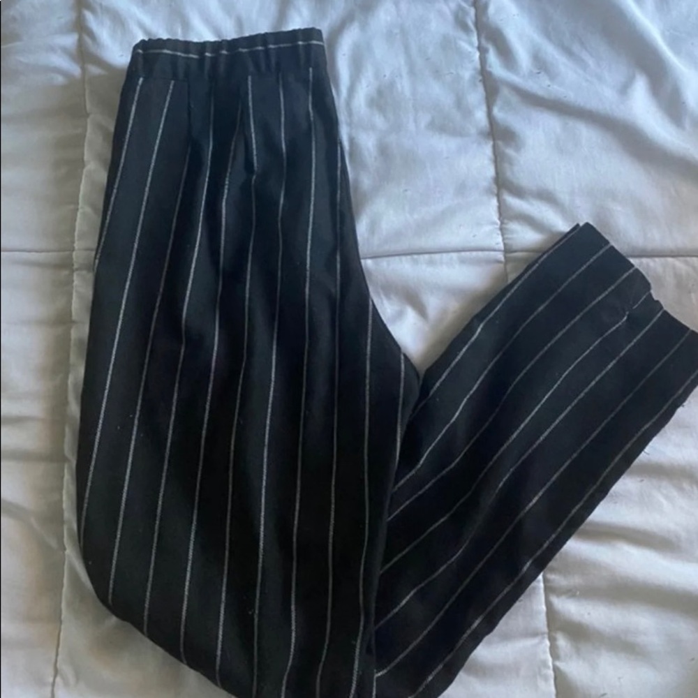 brandy melville tilden pants 🤍